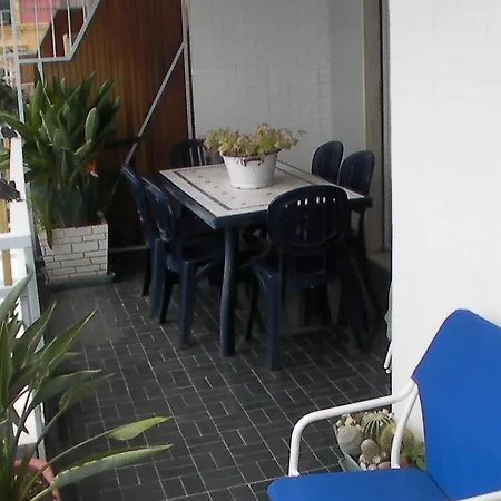 Apartment Tra Sole E Mare Sanremo